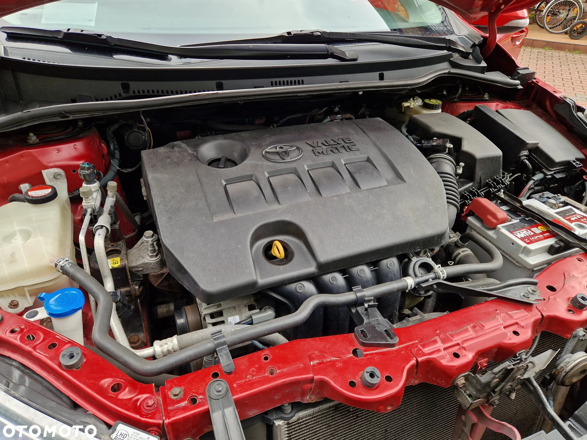 Toyota Corolla 1.6 Premium + - 11