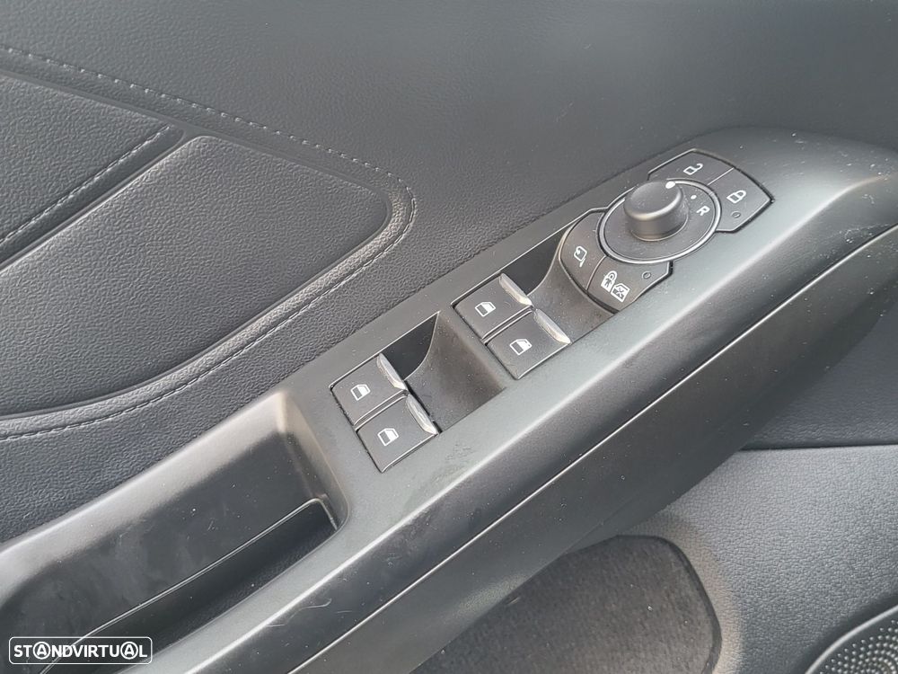 Ford Focus SW 1.5 TDCi EcoBlue Connected Aut. - 18