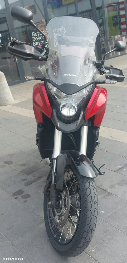 Honda VFR - 8
