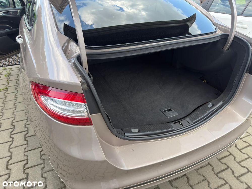 Ford Mondeo Vignale 2.0 TDCi PowerShift - 13