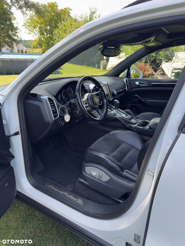 Porsche Cayenne Diesel Platinum Edition - 27