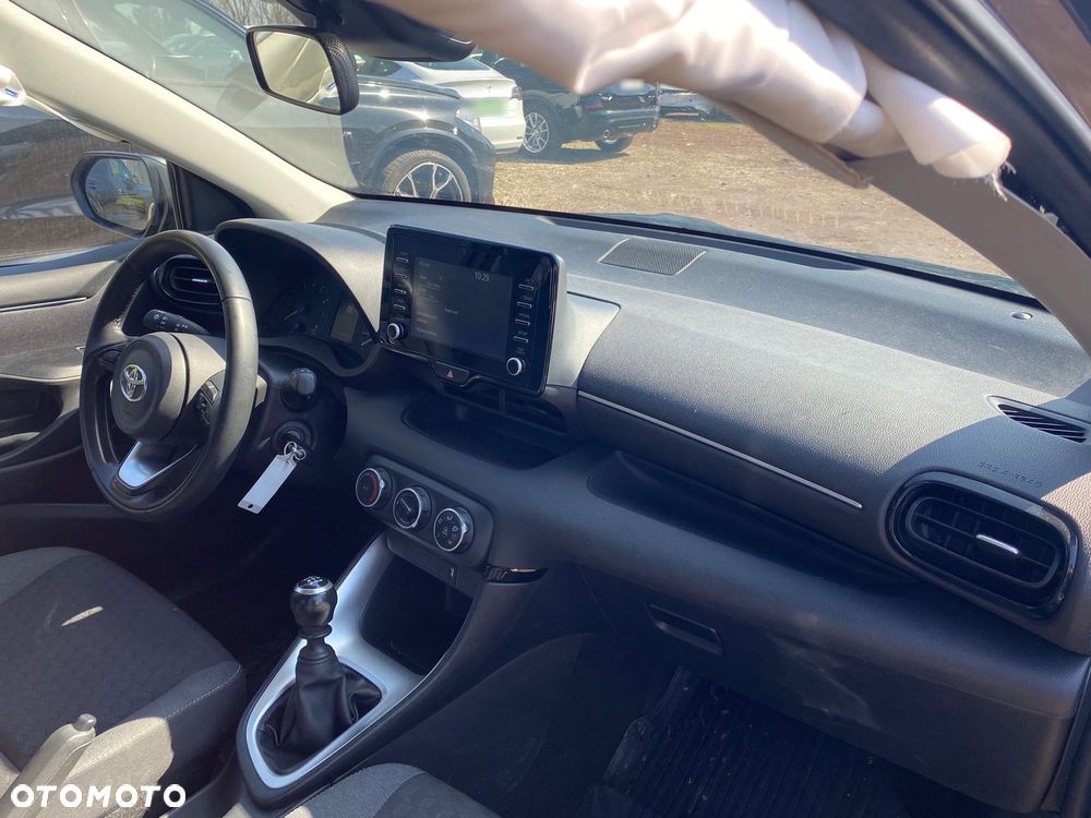 Toyota Yaris 1.5 Active - 16