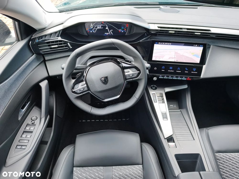 Peugeot 308 1.2 mHEV Allure S&S e-DCS6 - 17