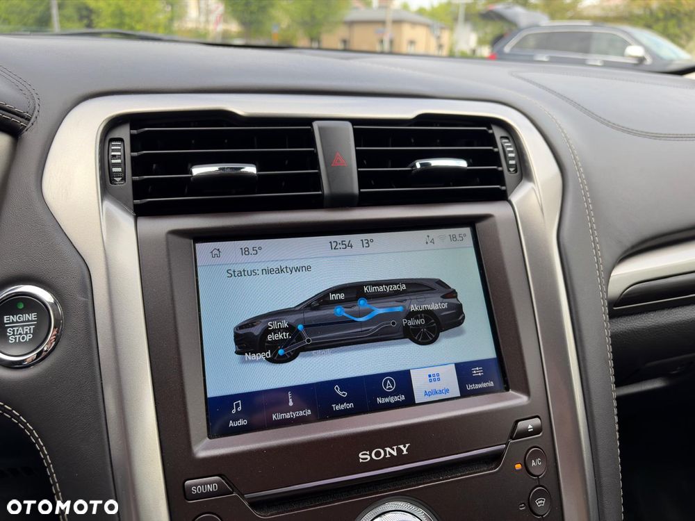 Ford Mondeo SW 2.0 Hybrid Vignale - 30
