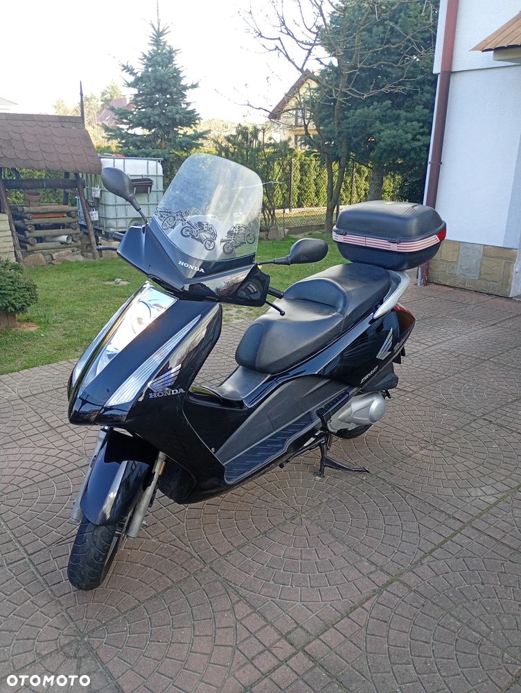 Honda Pantheon - 1