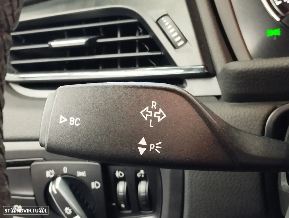 BMW 225xe Active Tourer Advantage - 25