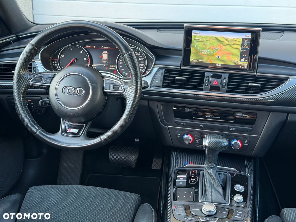Audi A6 Avant - 27