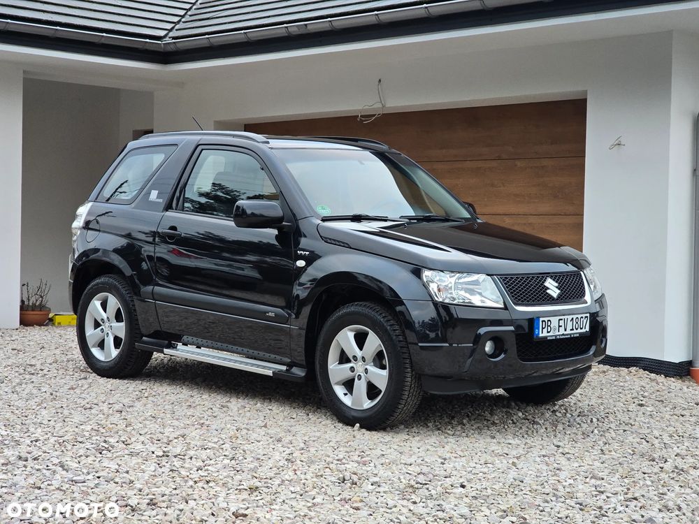 Suzuki Grand Vitara 1.6 Comfort - 16