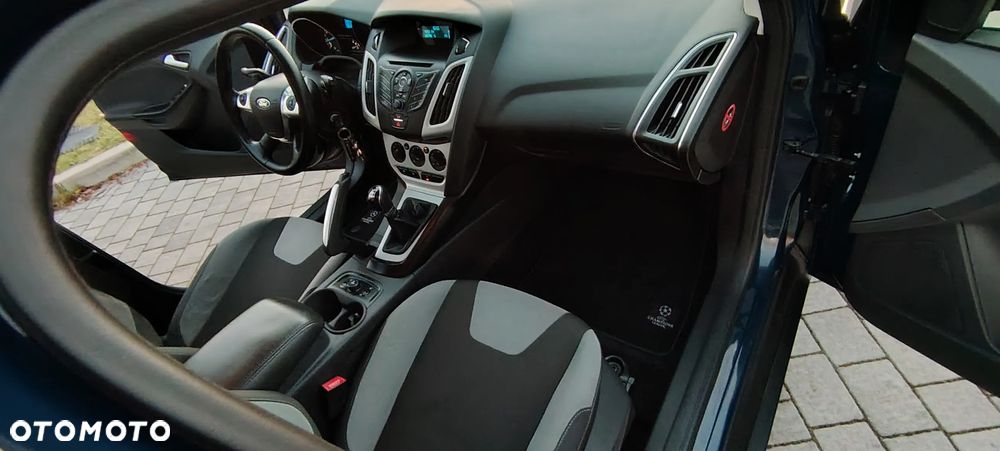 Ford Focus 1.0 EcoBoost Start-Stopp-System Champions Edition - 19