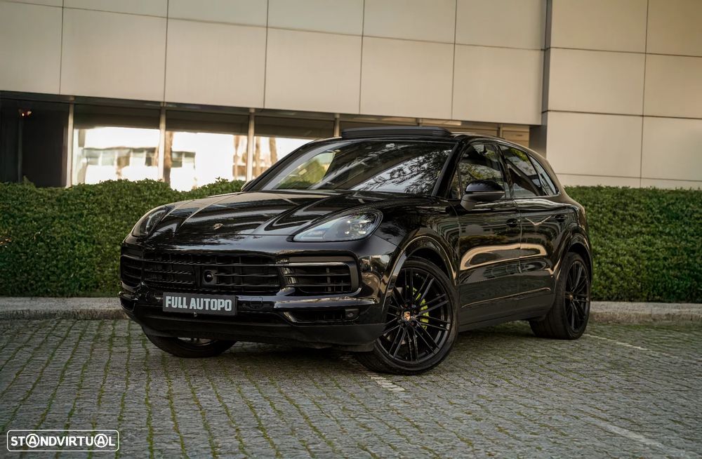 Porsche Cayenne E-Hybrid - 2