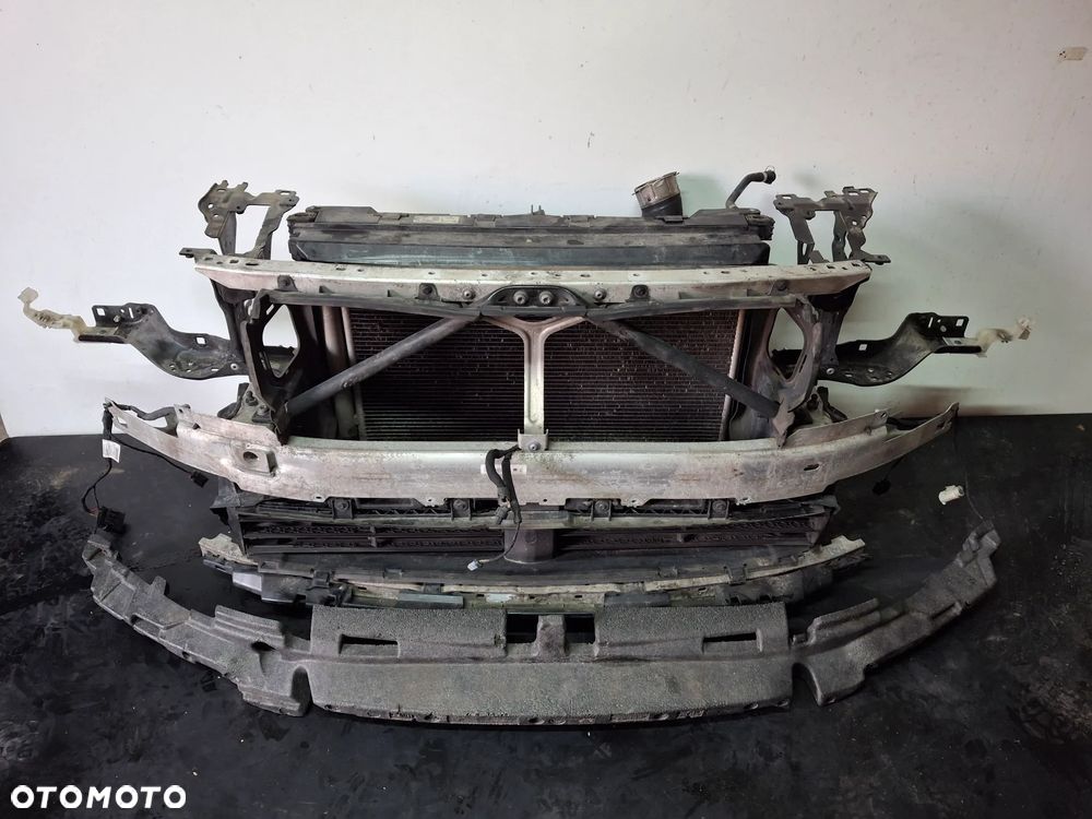 Pas przedni kompletny bmw g30 g31 2.0d - 2