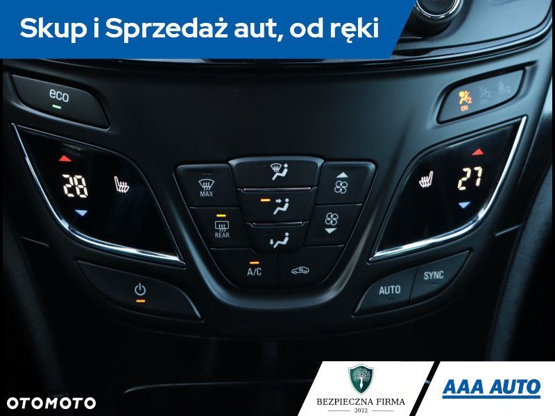 Opel Insignia - 15