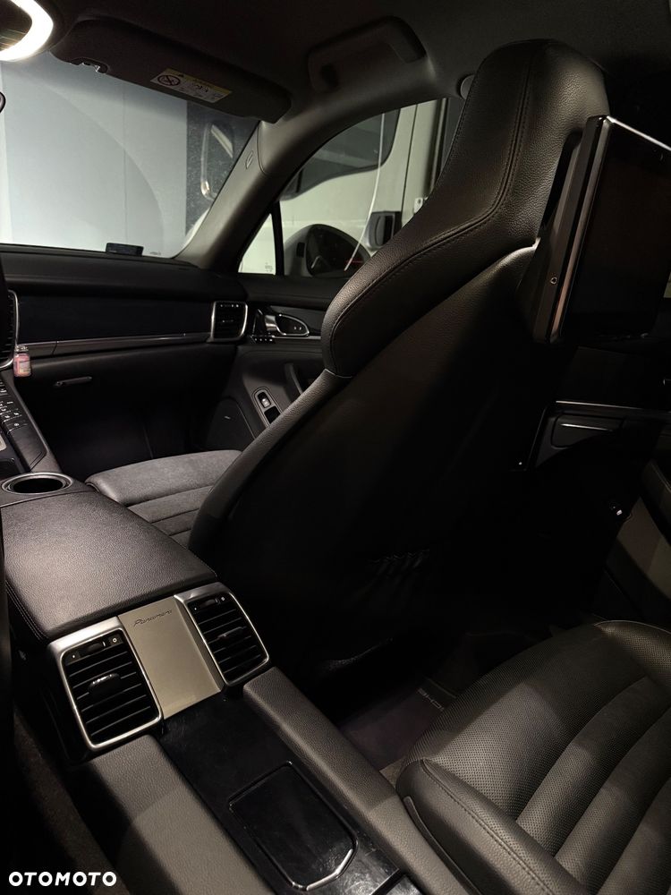 Porsche Panamera Edition - 9