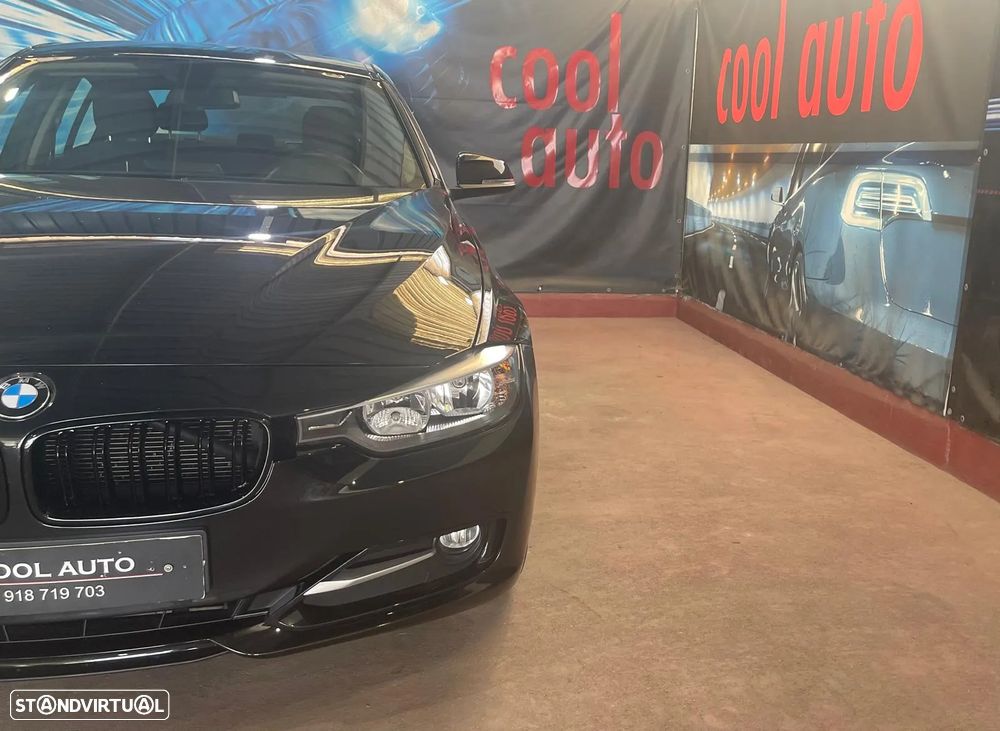 BMW 318 d Line Sport Auto - 11