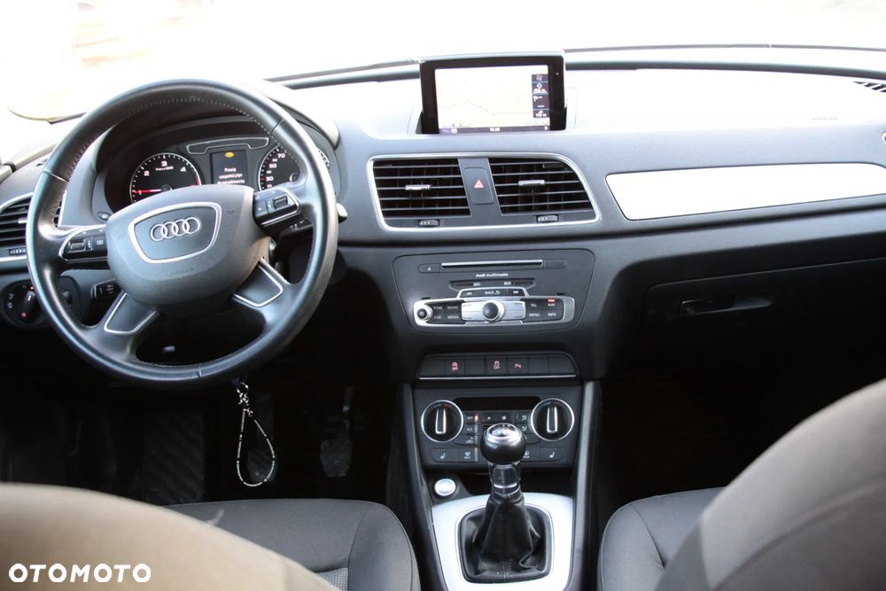 Audi Q3 2.0 TDI Design - 15