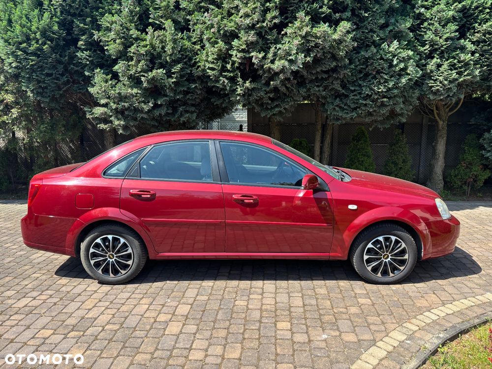 Chevrolet Lacetti - 1