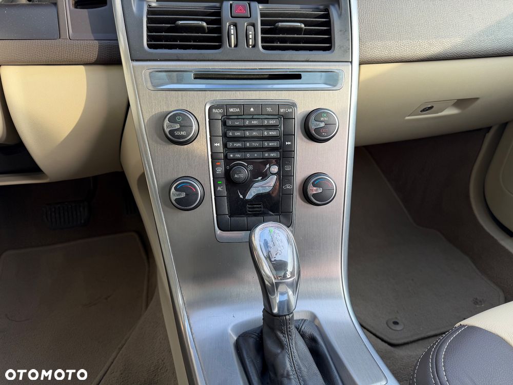 Volvo XC 60 - 18