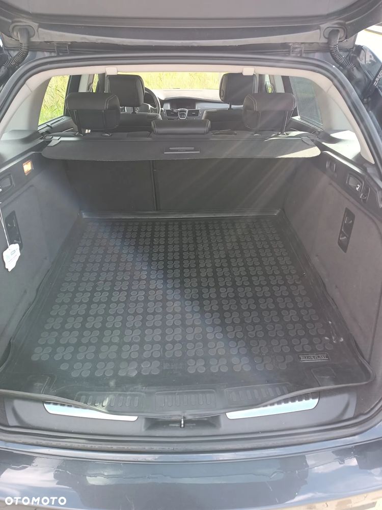 Renault Laguna - 12