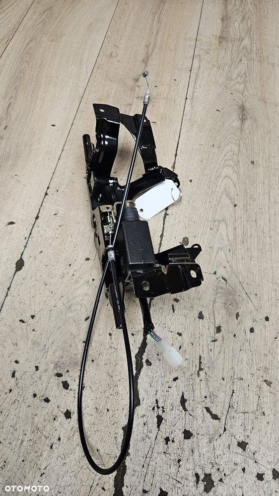 Siłownik zamka linka stelaż Sym Mio 50 - 12