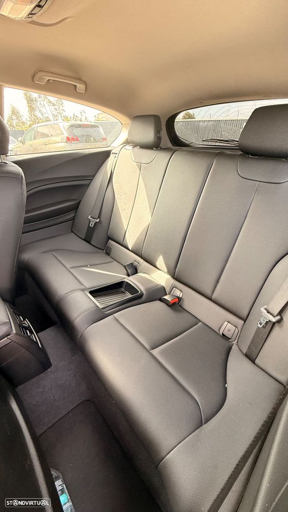 BMW 116 d Sport Line - 13