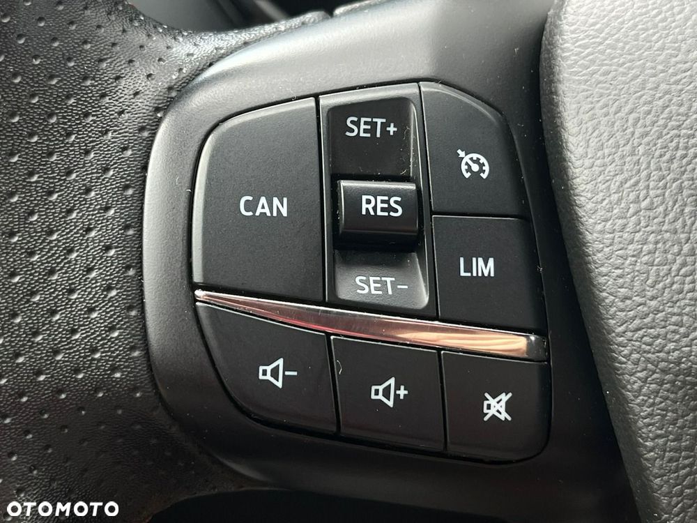 Ford Focus 1.5 EcoBlue Start-Stopp-System ST-LINE - 22