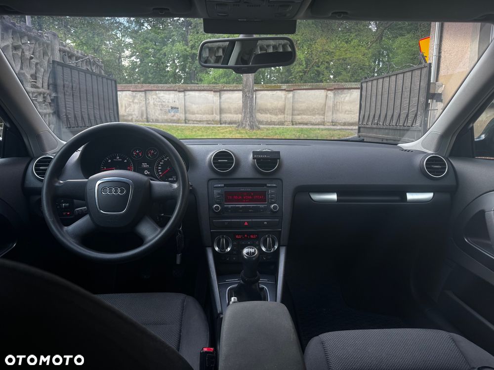 Audi A3 3-drzwiowe 1.9 TDI DPF Ambiente - 11