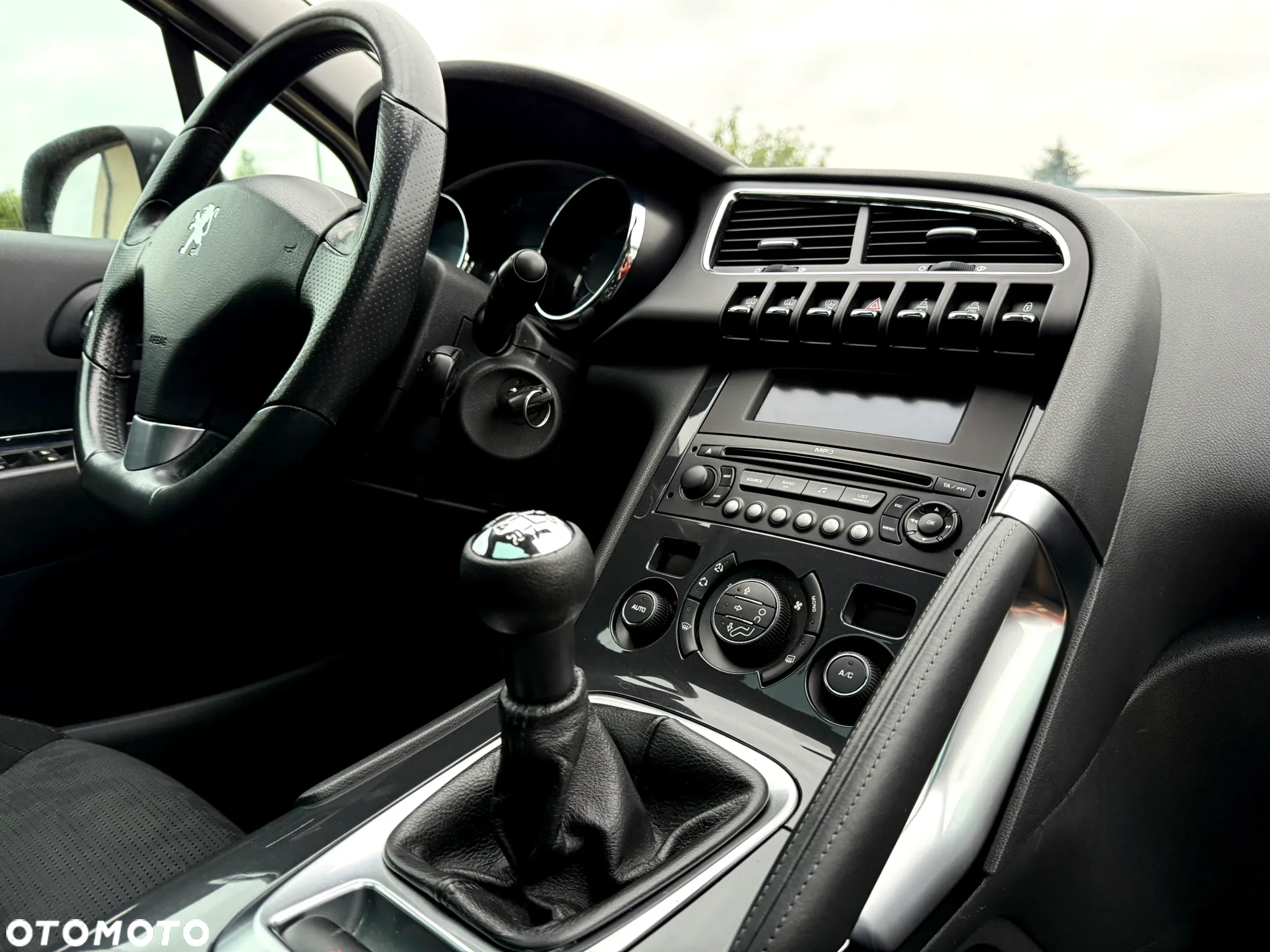 Peugeot 3008 120 VTi Premium - 16