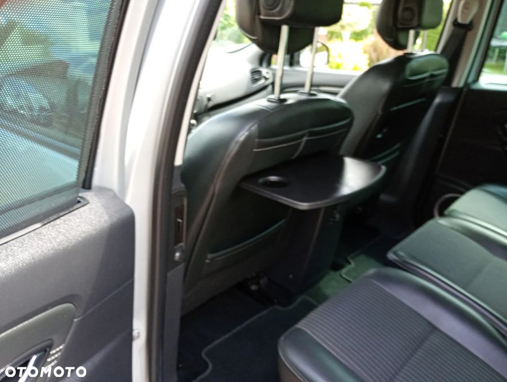 Renault Scenic - 26