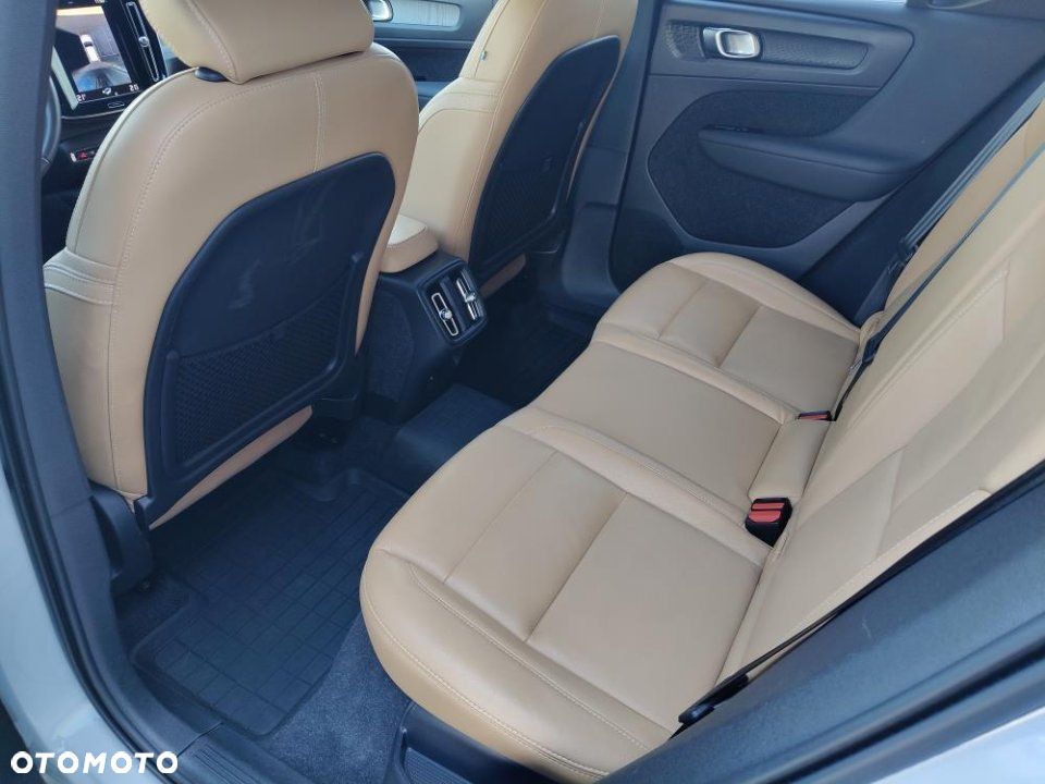 Volvo XC 40 - 13