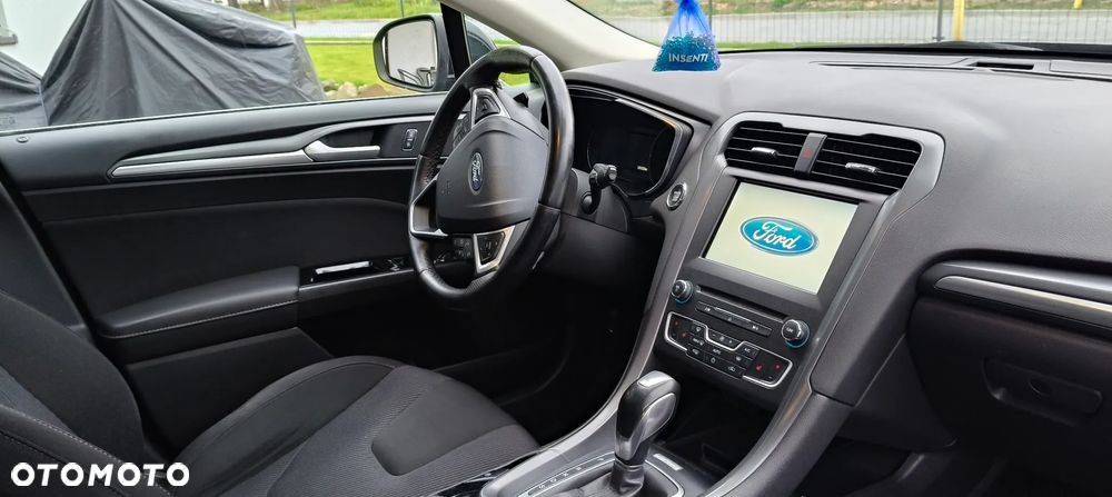 Ford Mondeo 2.0 TDCi Titanium PowerShift - 10
