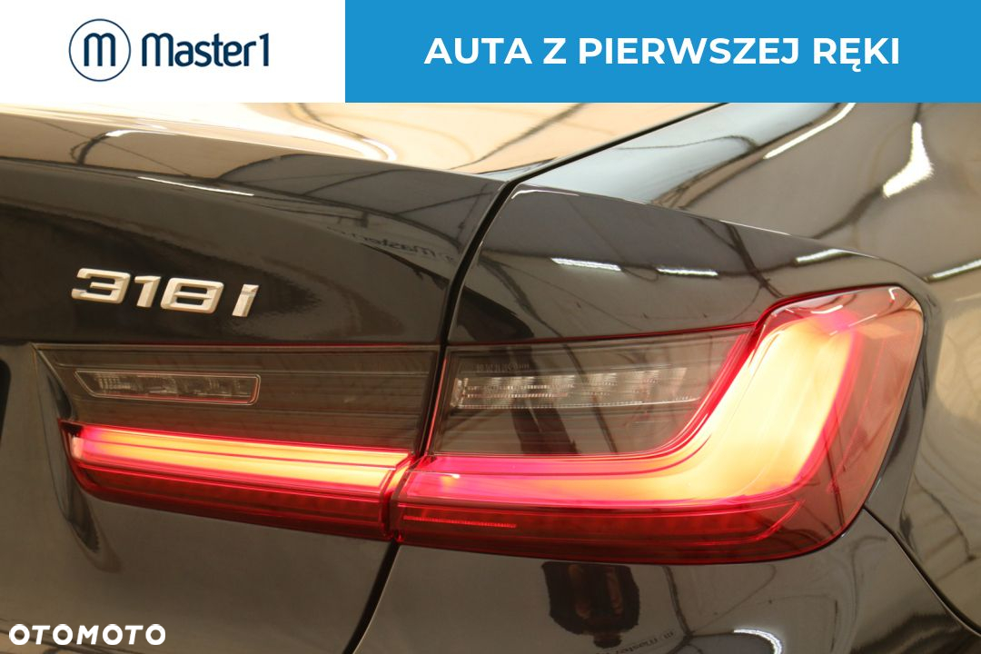BMW Seria 3 318i M Sport - 11