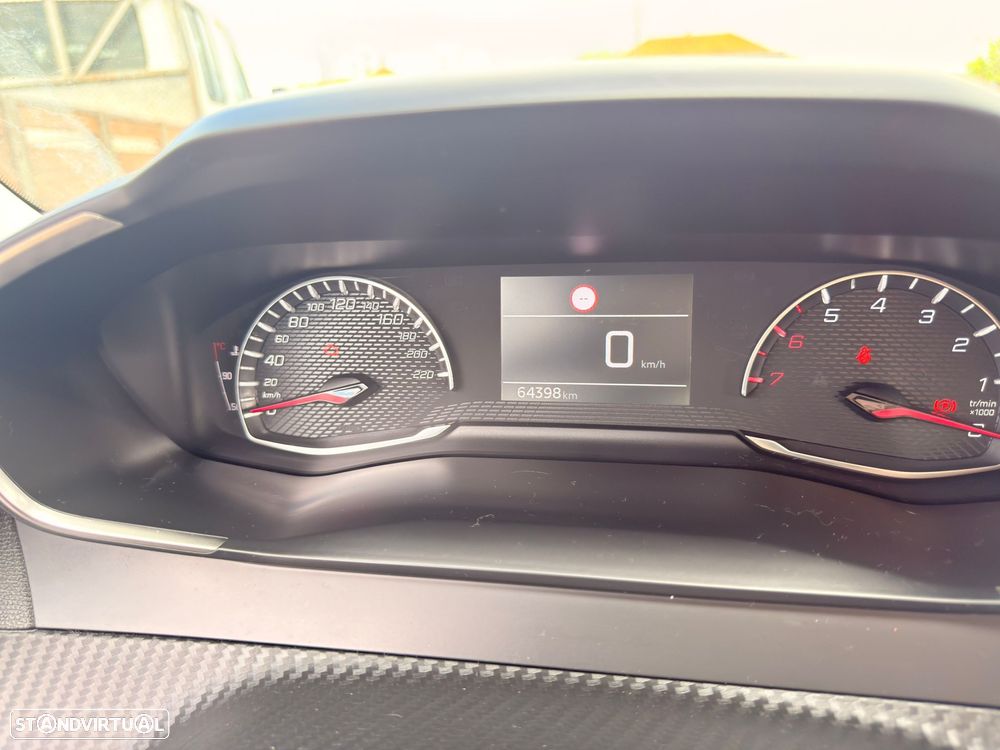Peugeot 2008 1.2 PureTech Active - 7