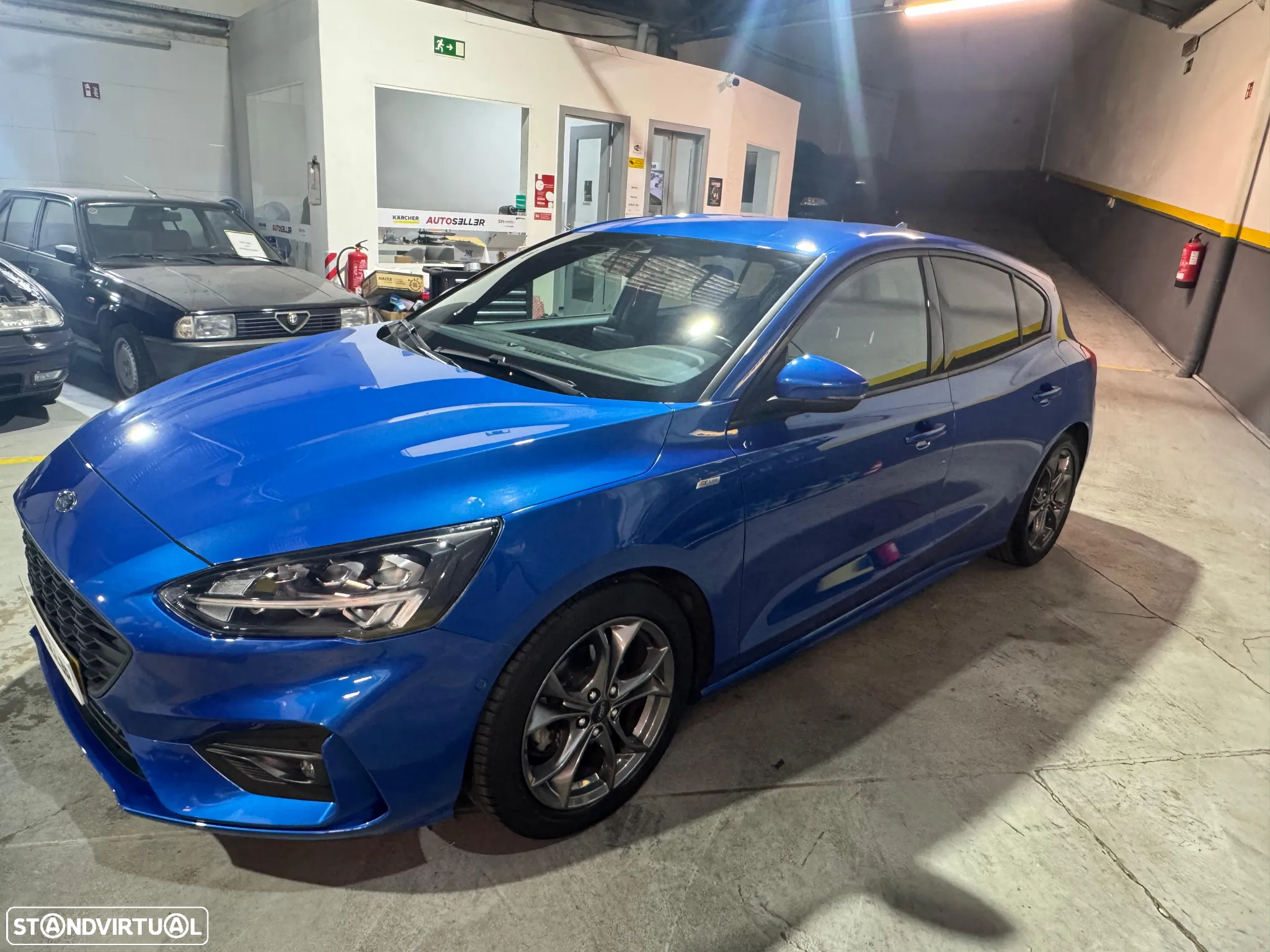 Ford Focus 1.0 EcoBoost MHEV ST-Line - 4