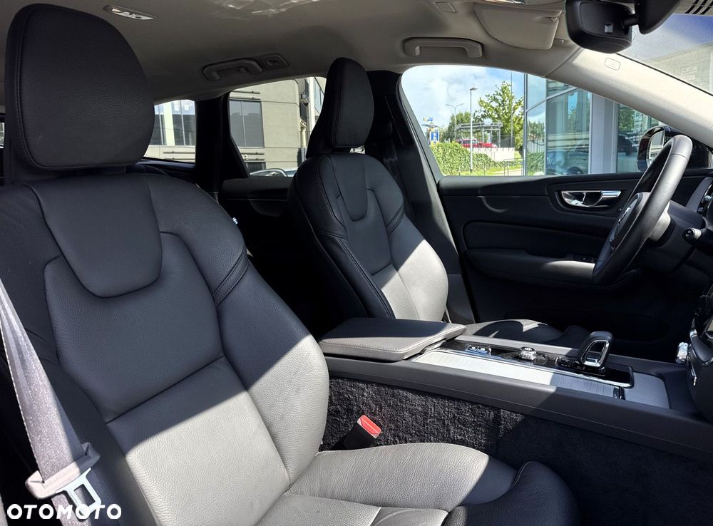 Volvo XC 60 - 21