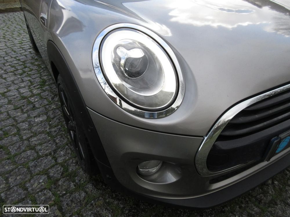 MINI 3 Portas Cooper D Auto - 11