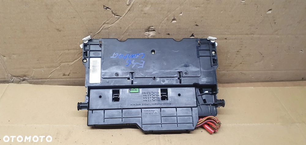 Skrzynka bezpieczników BMW 3 E46 8364542 8364540 - 4