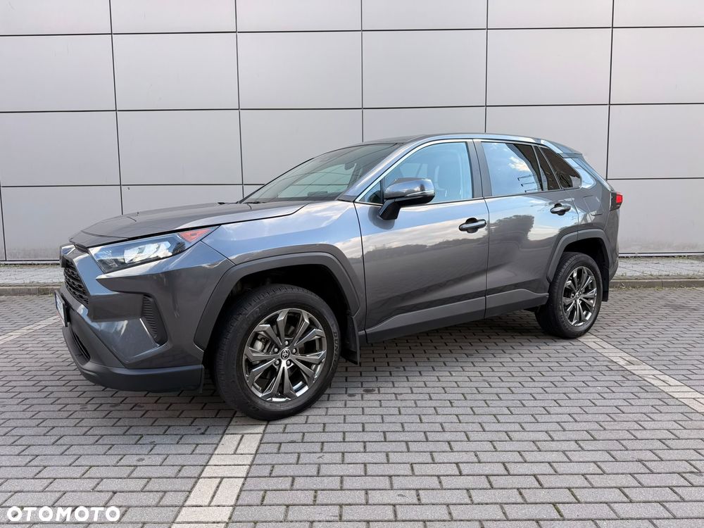 Toyota RAV4 - 3
