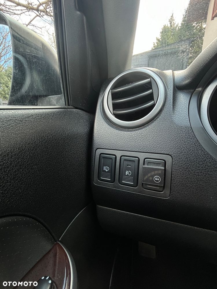 Suzuki Grand Vitara 2.0 De luxe - 21