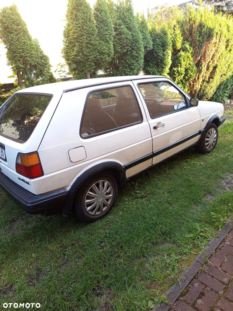 Volkswagen Golf 1.3 - 7