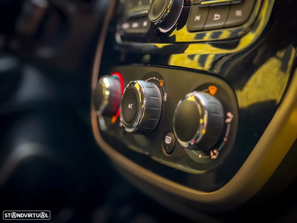 Renault Captur 1.0 TCe Intens - 14