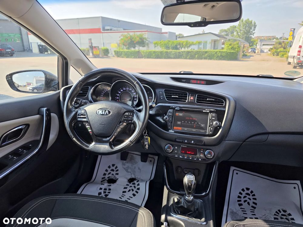 Kia Ceed 1.6 GDI XL - 8