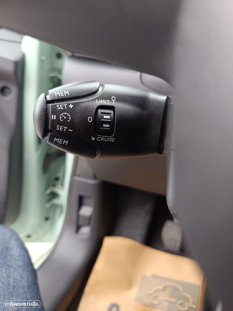 Citroën C3 1.2 PureTech Shine - 16