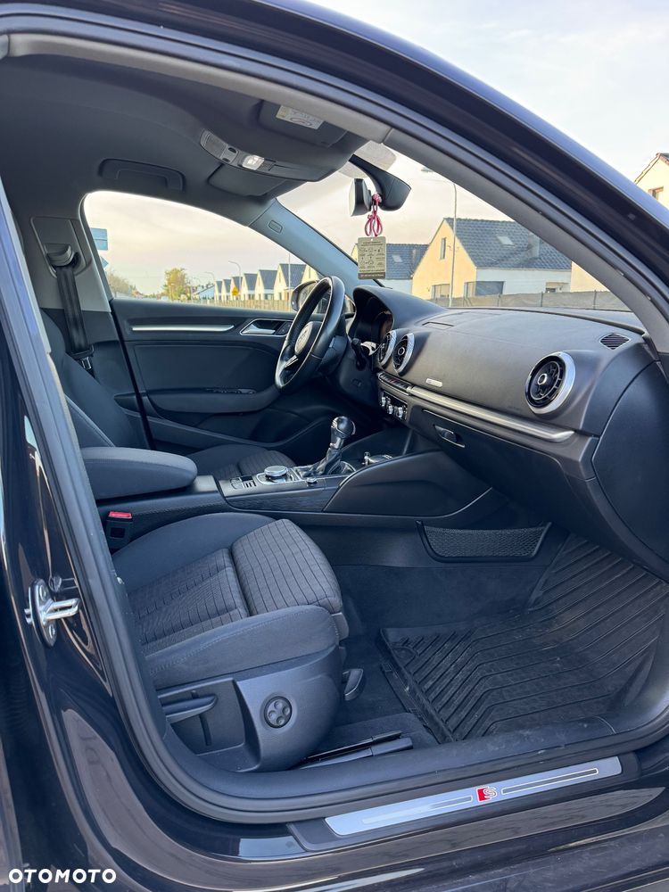 Audi A3 Limousine 1.4 TFSI CoD Sport S tronic - 15