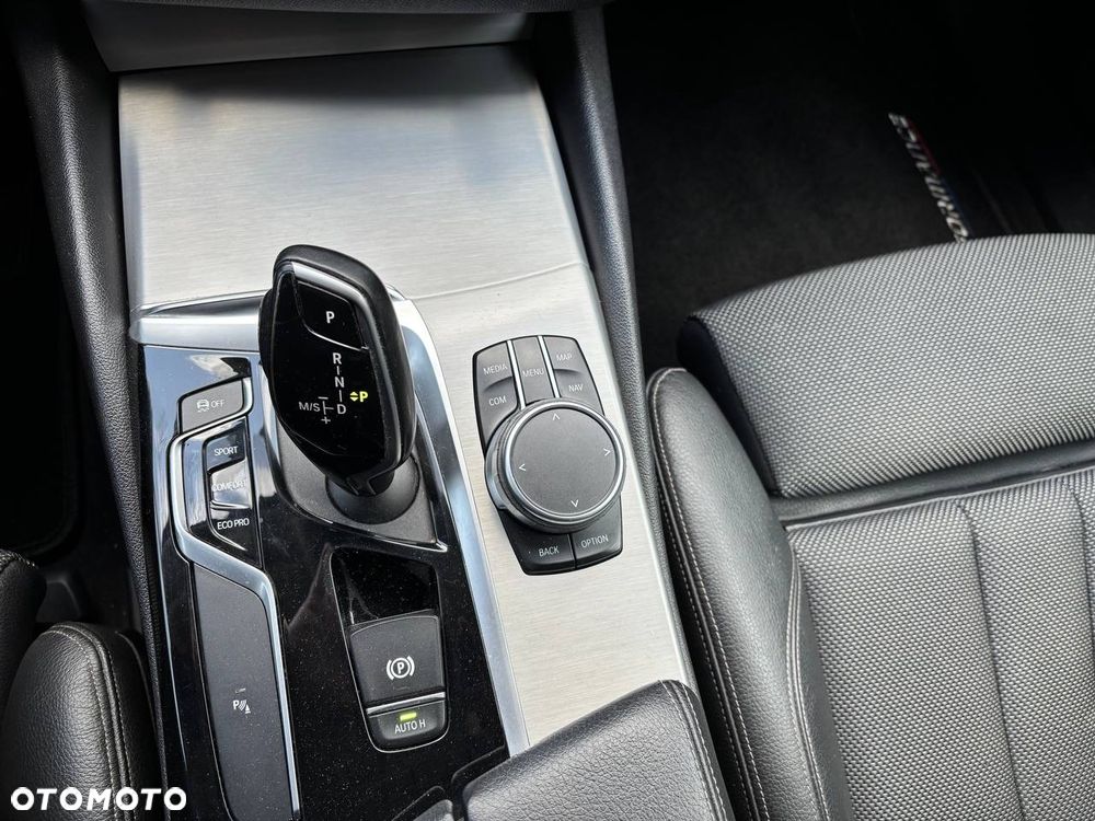 BMW Seria 5 520d xDrive MHEV Sport Line sport - 16