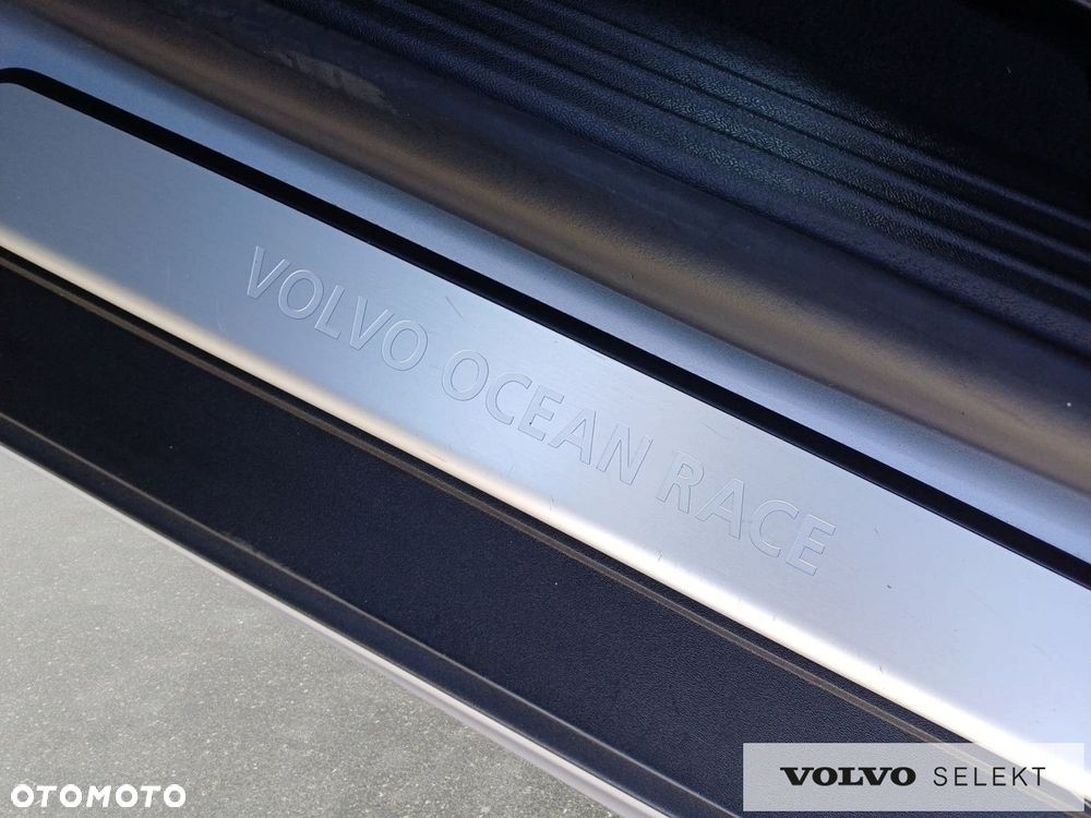Volvo V40 - 23