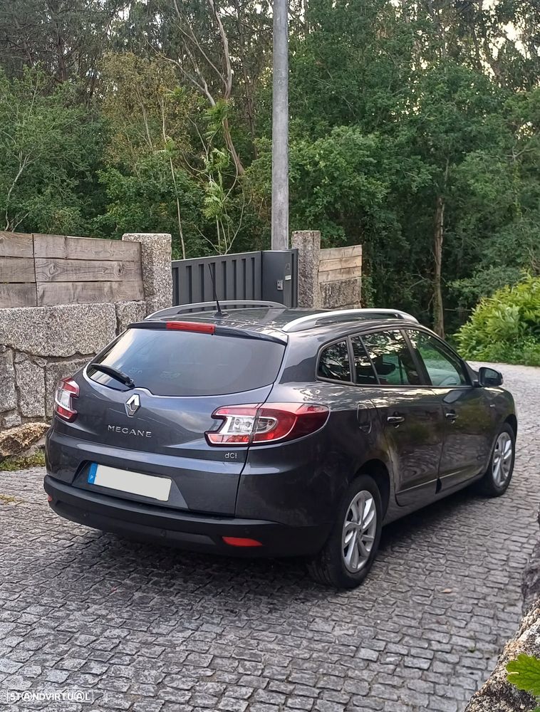 Renault Mégane Sport Tourer 1.5 dCi Limited - 4