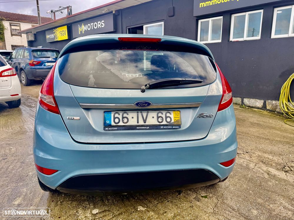 Ford Fiesta 1.6 TDCI Titanium - 42