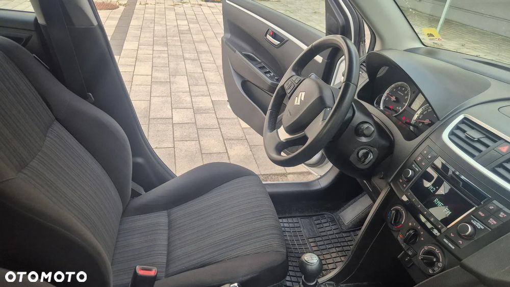 Suzuki Swift - 27