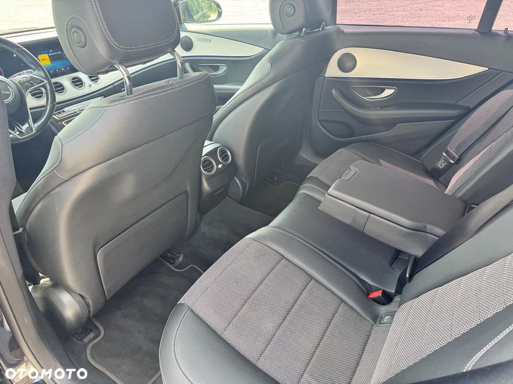 Mercedes-Benz Klasa E 220 d Avantgarde - 8
