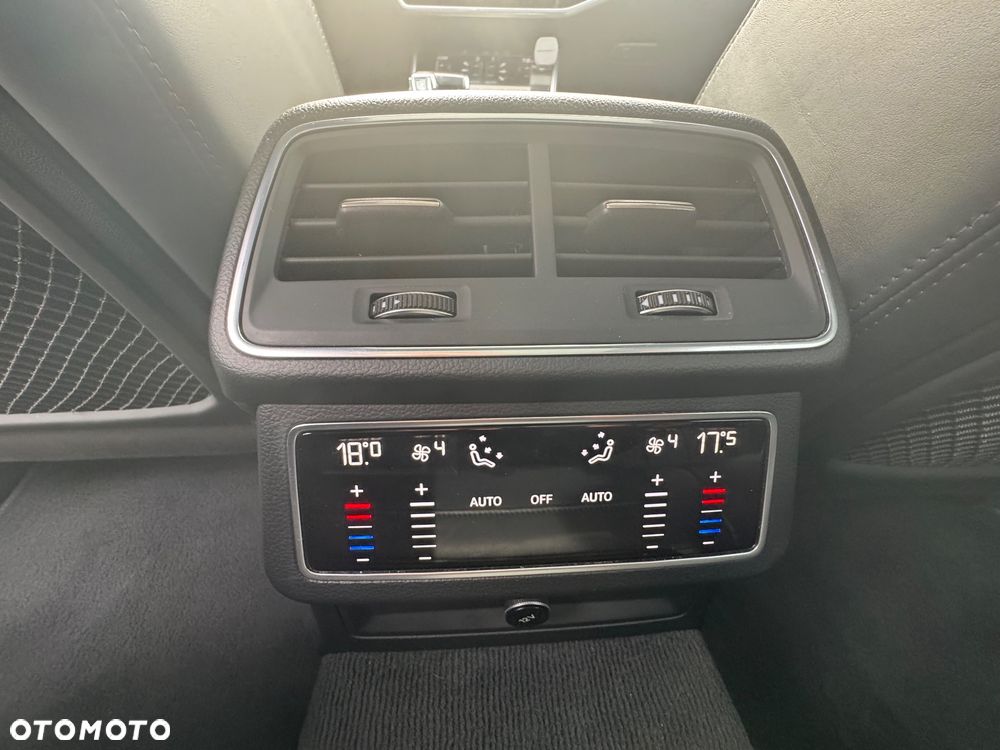 Audi A6 Avant 40 TDI quattro S tronic - 14